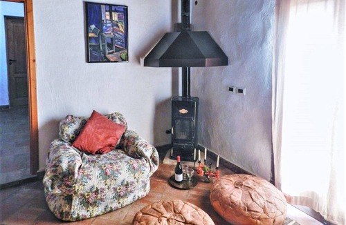 Mockarta House | Rural Holiday Home in Fulgatore with Private Swimming Pool