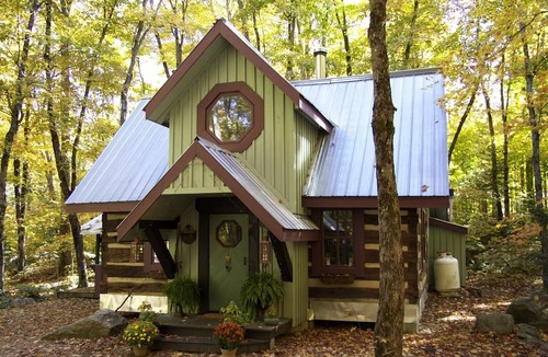 Nipissing Township Cabin | Rustic Log Cabin on All-Inclusive Camping Retreat in Ontario, Canada
