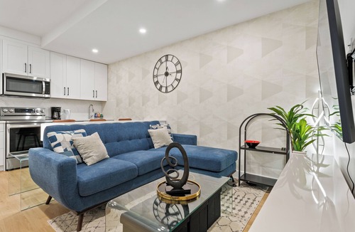 Mount Pleasant House | Safe and Prime location - 5 mins to downtown