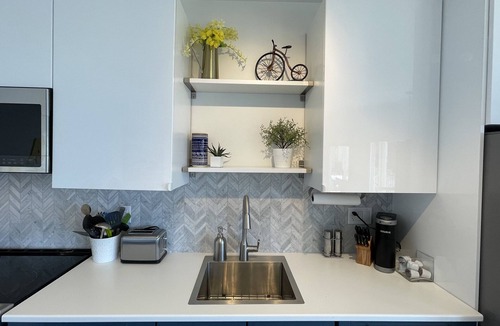 Central Okanagan Bed & Breakfast | Sage View Suites