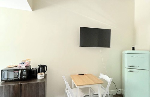 North Alton Apartment | Sakura Valley Studio Suite #2/Private Entrance in beautiful Annapolis Valley