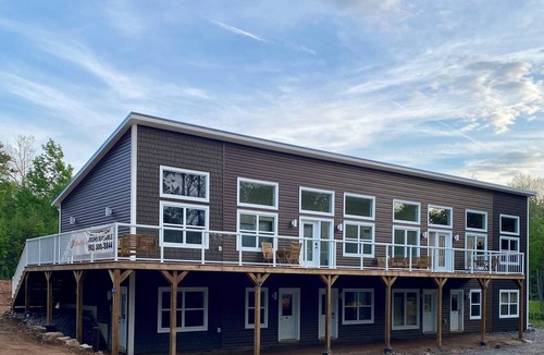 North Alton Apartment | Sakura Valley Studio Suite #6/Private Entrance in beautiful Annapolis Valley