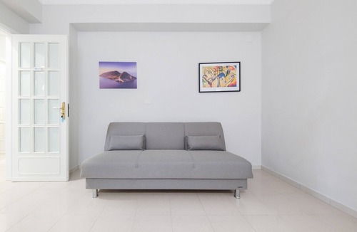 Pace del Mela Apartment | 'Salina' Room with Sea View, Wi-Fi and Air Conditioning