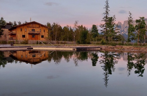 Collalbo Apartment | Schartneralm -Ferienwohnung Fichte with private Jacuzzi
