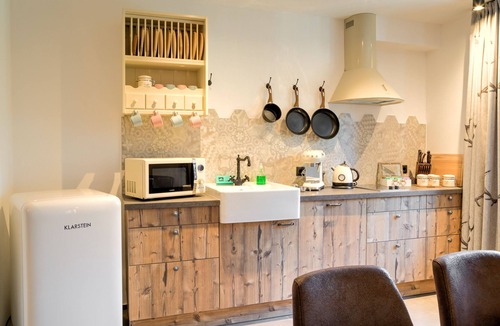 Collalbo Apartment | Schartneralm - Holiday apartment Lärche with forest & willow view