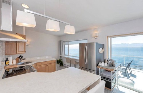 Otter Point House | Seawood Oceanfront Suite: 2-Bed with Private Beach!