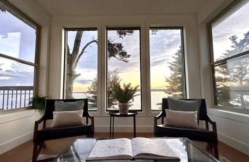 Pleasant Point House | Secluded Waterfront Retreat | Sauna + Bunkhouse | Eastern Shore