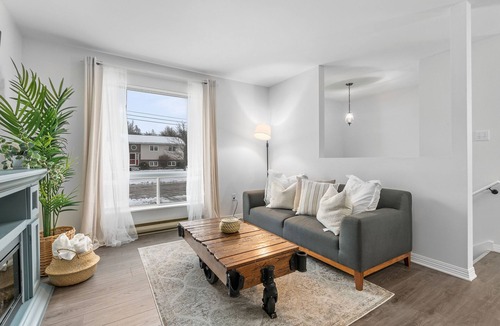 East Hants House | Sensible Suites Full Home 10 mins to Airport