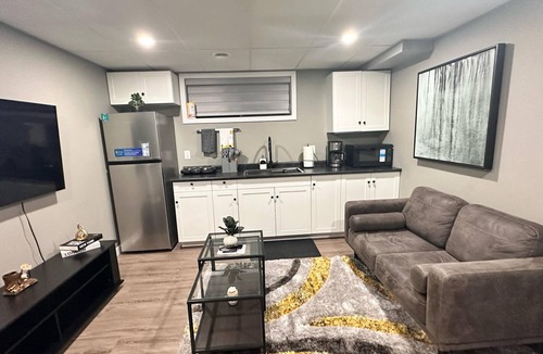 Winnipeg House | Serenity meets class: Entire Basement Suite in Winnipeg
