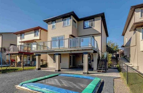 Bridlewood Apartment | Serenity Retreat with quick access to the mountains! Pet-Friendly!