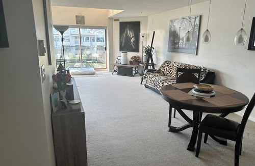 Fairview Apartment | Shared space with owner, steps from the seawall with your own private washroom