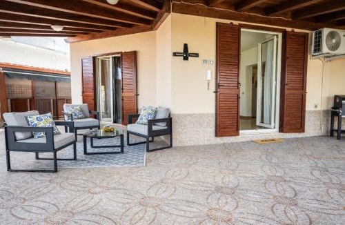 Scala Villa | Sicily Mistral Marinello Villa fronte mare con accesso diretto