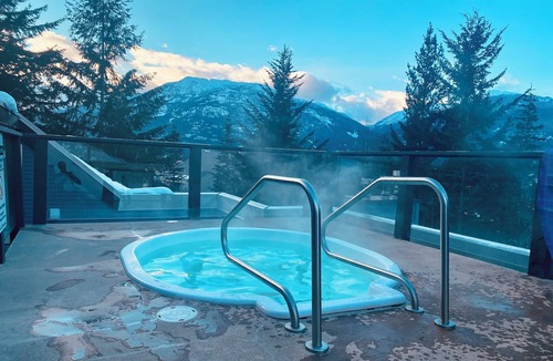 Whistler Condo | Ski in/ski out Blackcomb