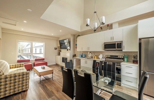 Canmore Villa | Skyline Escape Mountain Views + Hot Tub + Pool