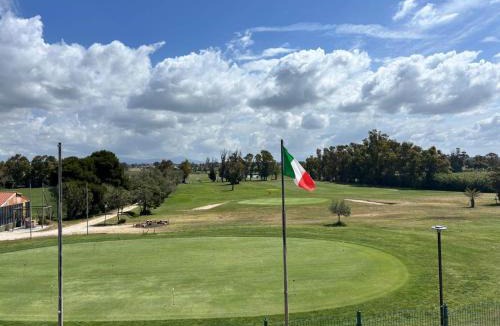Ardea Apartment | Soggiorno e relax in eleganti villette interne al campo golf vicino al mare a due passi da Roma