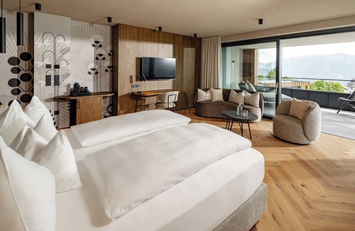 Maranza Hotel | SONNENBERG | Panorama Dolomites Wellbeing