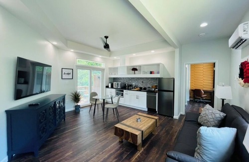 Charlottesville Apartment | SONSAK - MONTICELLO
