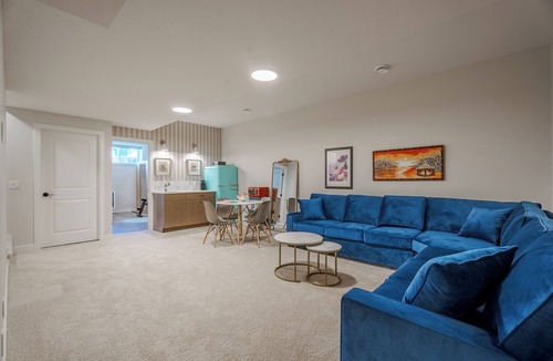 Southwest Calgary House | Spa-Like Private Suite | Sauna, Gym, Heated Floors | SW Calgary Retreat