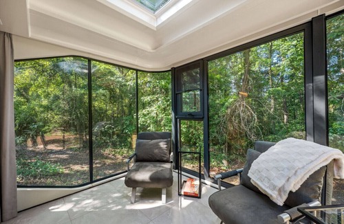 St. Stephen House | Space-Age Glamping Oasis - Immerse Yourself in Nature Without Sacrificing Comfort