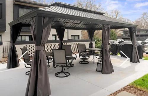 Charlotte Apartment | Spacious 2BR 2BA Steps from Hospitals and Uptown Charlotte Minimum Stay 15 Days or More
