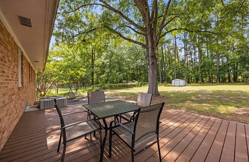 Durham House | Spacious 3BR Ranch, Near RTP, Duke & RDU + Fast Wi-Fi