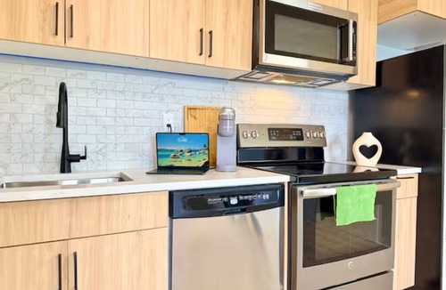 Hidden Valley Apartment | Spacious and private one bedroom apartment located in hidden valley.