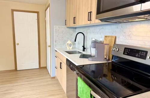 Hidden Valley Apartment | Spacious and private one bedroom apartment located in hidden valley.
