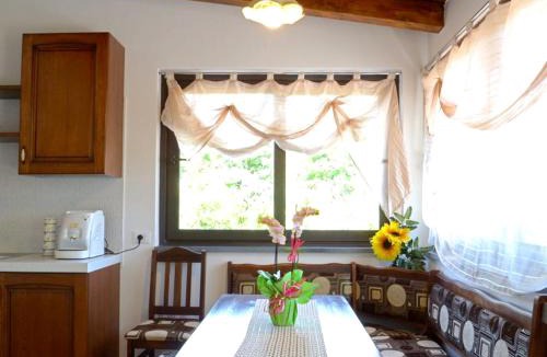 Zafferana Etnea Apartment | Spacious Apartment in Zafferana Etnea 65 m² with Private Garden