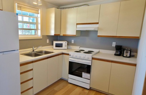 Boularderie Apartment | Spacious Cape Breton Getaway | King Bed | Perfect for Small Groups