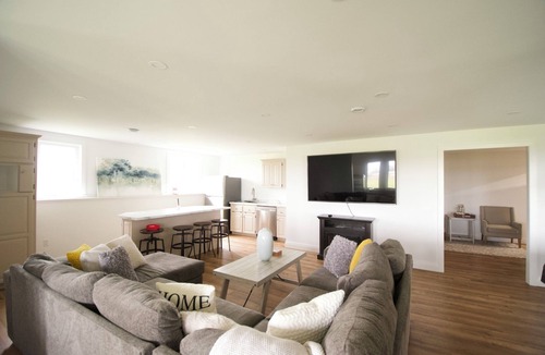 Vernon Bridge House | Spacious Coastal peaceful retreat.
