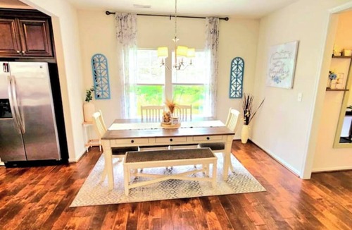 Chesapeake House | Spacious home in Chesapeake
