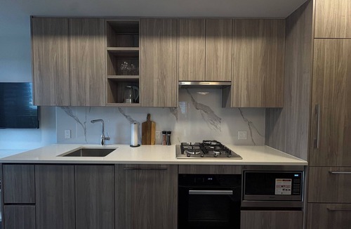 Bayview Village Condo | Spacious Luxury 2-Bedroom Condo Escape