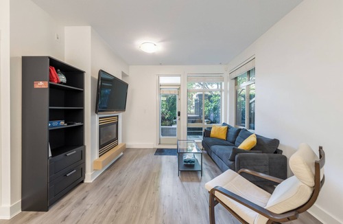 Vancouver Condo | Spacious Modern 3BR Condo at UBC - Ideal for Families & Scholars