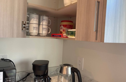 Saanichton Apartment | Spacious Private Entire 1-Bedroom Apt near Airport and Buchart Garden in Saanich