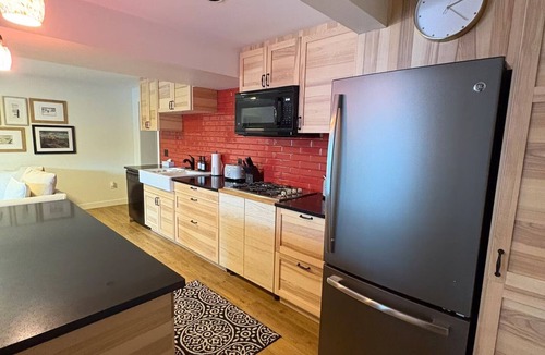 Banff Apartment | Spacious private king suite steps to DT Banff