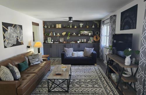 Kannapolis House | Spacious, Renovated, 5-bedroom Retreat, Near I-85