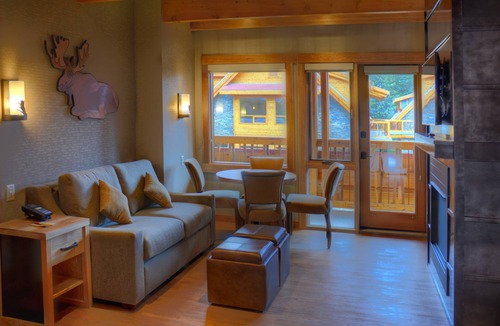 Banff Condo | Spacious Rockies Getaway | Hot Pools access!