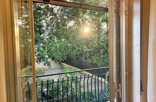 Riposto Apartment | Spacious stay 5 mins from the sea, between Etna & Taormina, free Wi-Fi & parking