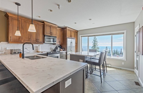 Silver Star Mountain Hotel | Spacious Townhome - Great for bigger groups!