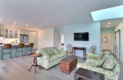 Little Pond Apartment | Spacious upper level 2 bedroom unit overlooking the water
