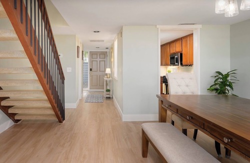 Shipyard Plantation Condo | Spacious villa. Walk to beach! Desk w/monitor for remote work. Golf course view.