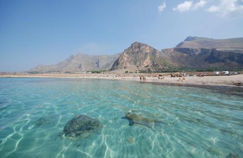 Castelluzzo House | Splendida villetta tra gli ulivi, al mare