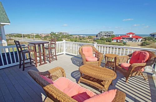 Southern Shores House | SS93- Semi-Oceanfront Home with 7 BRs and beautiful ocean views!