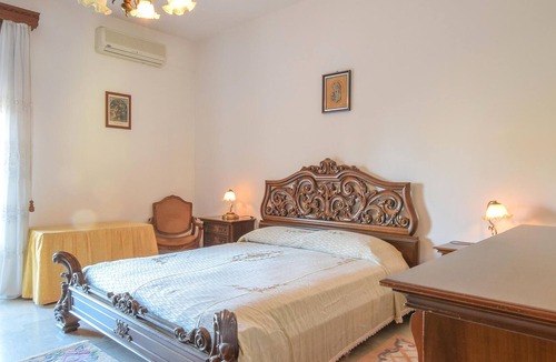 Collesano Apartment | Stately furnished vacation apartment in northern Sicily.