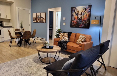 Regional District of Nanaimo Apartment | Stay at Silver Mountain Drive