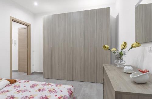 Partinico House | Street Angel
