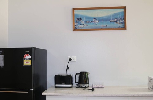 Torquay Apartment | Studio Apartment in Hervey Bay QLD