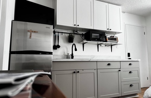 Carleton Place Apartment | Studio with kitchenette in downtown Carleton Place.