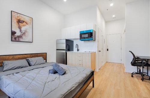 Montreal Apartment | Studio with Parking