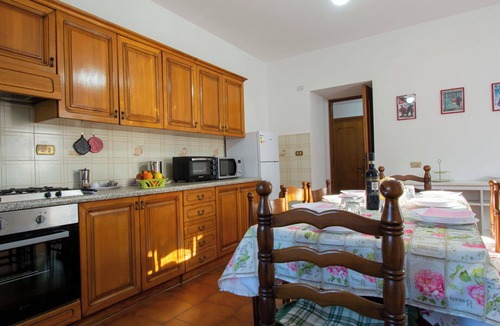 Castelnuovo di Garfagnana House | Stunning private villa for 8 people with WIFI, TV, pets allowed and panoramic view